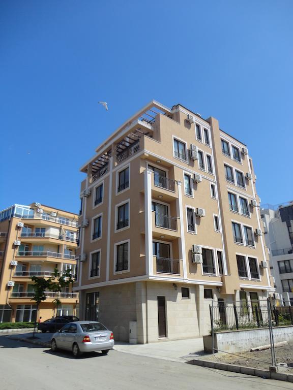 Holiday Apartments In Pomorie Exteriör bild