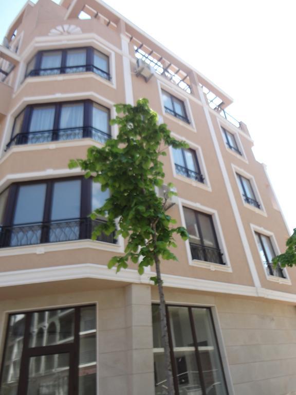 Holiday Apartments In Pomorie Exteriör bild