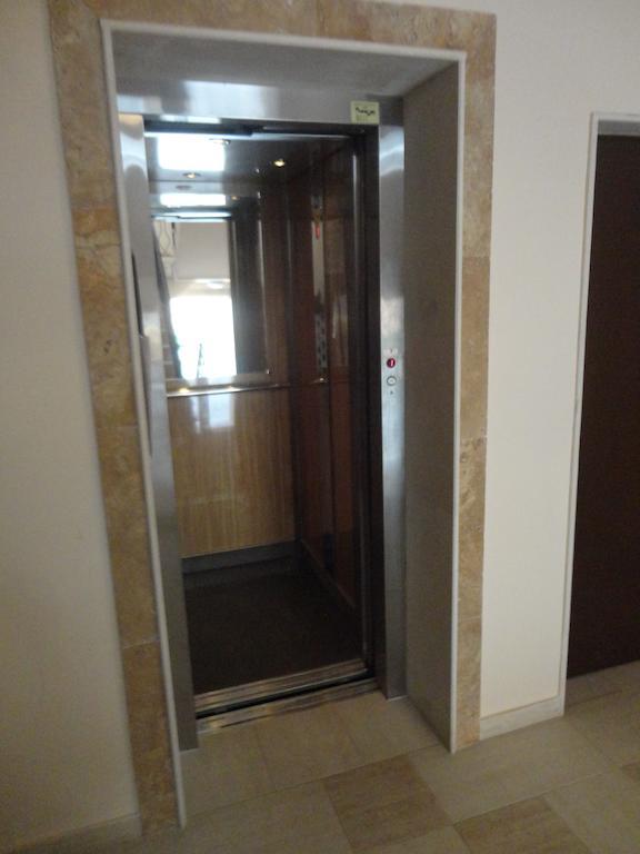 Holiday Apartments In Pomorie Exteriör bild